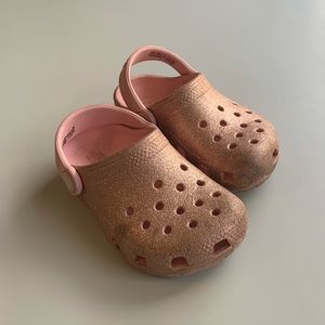 Sparkly pink crocs size 8